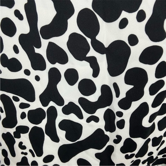 Lita by Ciara 🌸Stylish Black and White Jumpsuit - Picture 2 of 12